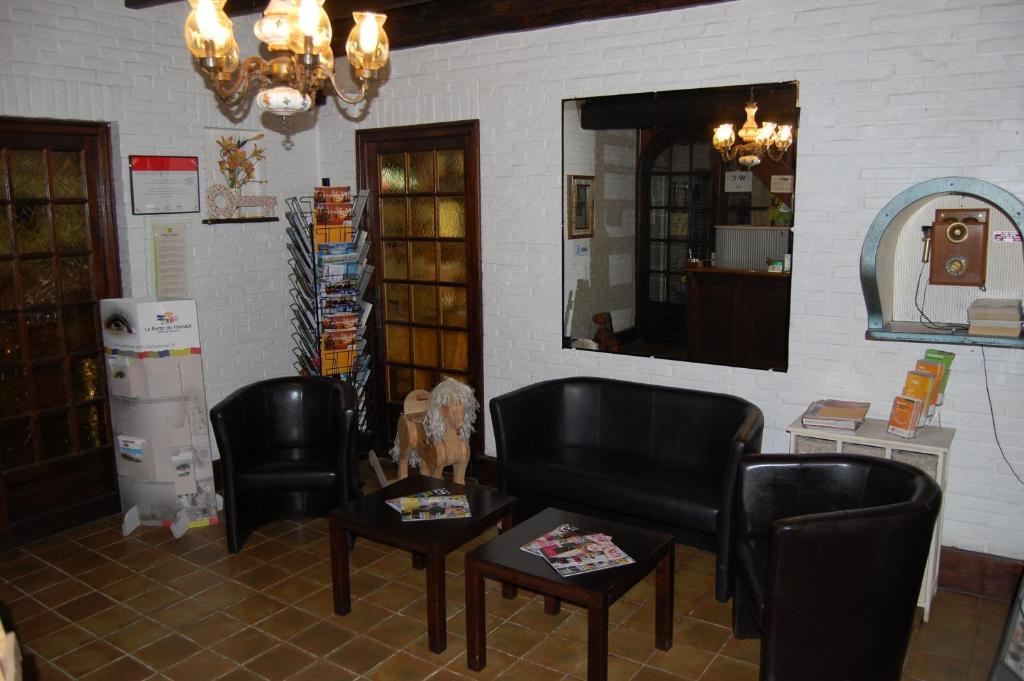 Auberge Du Bord Des Eaux - Demi-Pension Assuree Sur Reservation Saint-Amand-les-Eaux Exterior photo